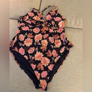 Old Navy Women Swimsuit